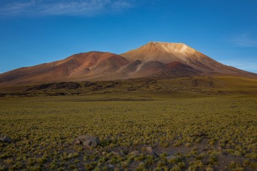7P8A7474 Volcano Parque Nacional Tres Cruces Desierto de Atacama Chile