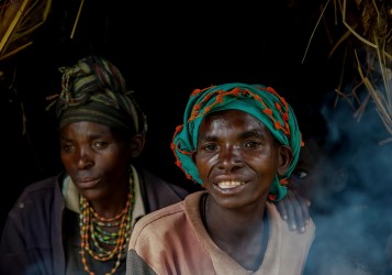 8R2A6065 Tribe Pygmies Batwa Bwindi NP Southwest Uganda