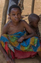 8R2A7579 Tribe Pygmies Bambuti Semiliki NP West Uganda