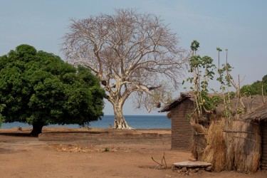 8R2A4343 Tribe Tumbuca Lake Malawi Malawi