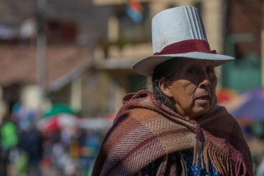 7P8A7356 Tribe Quechua Cholitas Cusco Peru
