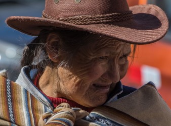 7P8A7492 Tribe Quechua Cholitas Cusco Peru