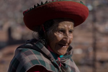 7P8A7722 Tribe Quechua Cholitas Cusco Peru