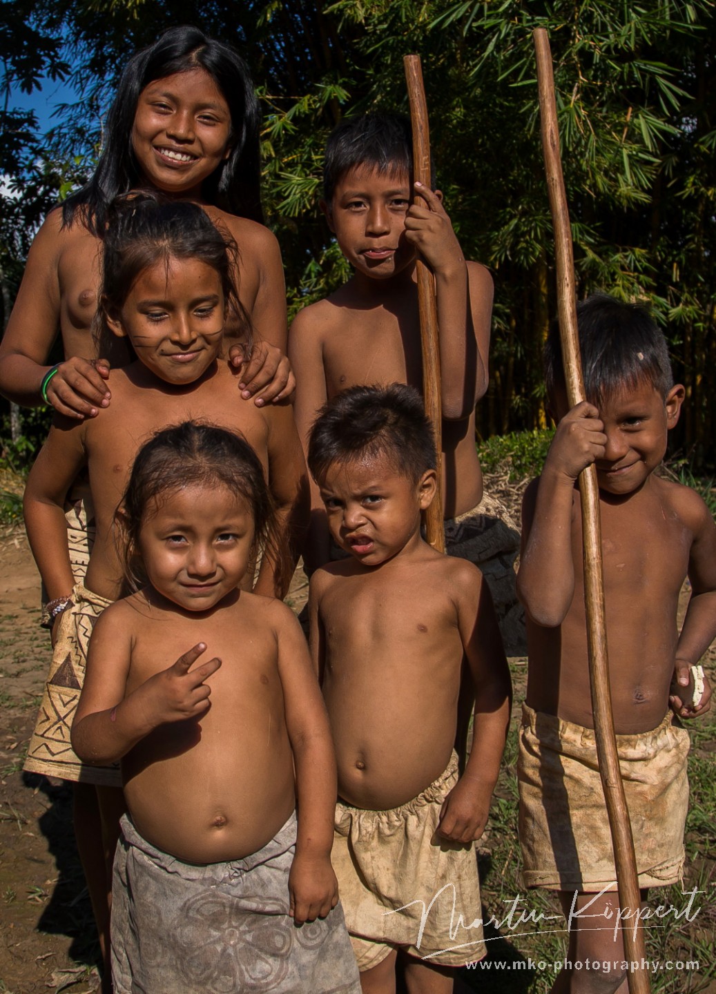 7P8A1611 Tribe Boras Rio Momon Amazonas Peru