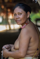 7P8A1775 Tribe Boras Rio Momon Amazonas Peru