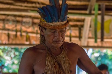 7P8A1797 Tribe Yaguas Rio Momon Amazonas Peru