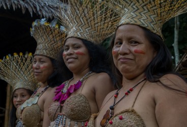 7P8A1952 Tribe Cocoma Rio Nanay Amazonas Peru