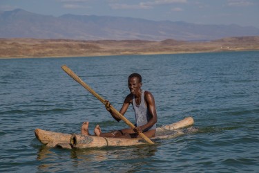 AI6I1342 Tribe El Molo Lake Turkana North Kenya