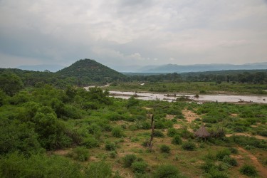 8R2A1423 Woito River landscape 4