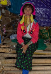 8R2A1571 Tribe Karen Thaton Valley North Thailand