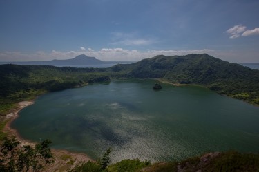 8R2A0077 Crater Lake Taal Central Philippines