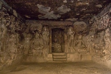 8R2A0145 Jain Cave Temple 31 34 Ellora Maharashtra West india