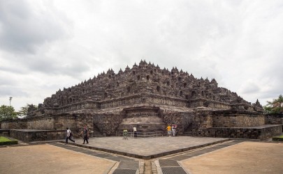 8r2a2179 buddhist temple borobodur central java indonesia