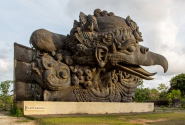 8R2A0033 Garuda Statue Bali Indonesia