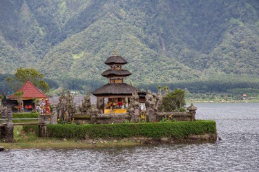 8R2A0343 Pura Ulun Danu Bratan Temple Bedegul Lake Bratan Central Bali Indonesia