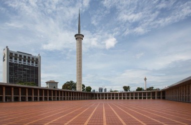 8r2a4393 mosque istiqlal new jakarta java indonesia