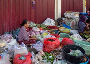 8R2A3374 Market Ampenang Lombok Indonesia