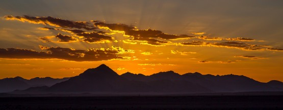 8R2A5351 Sunrise Sossusvlai Namib Desert West Namibia