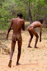 8R2A9699 Tribe San Kalahari Botswana