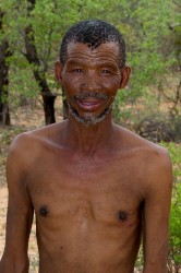 8R2A9702 Tribe San Kalahari Botswana